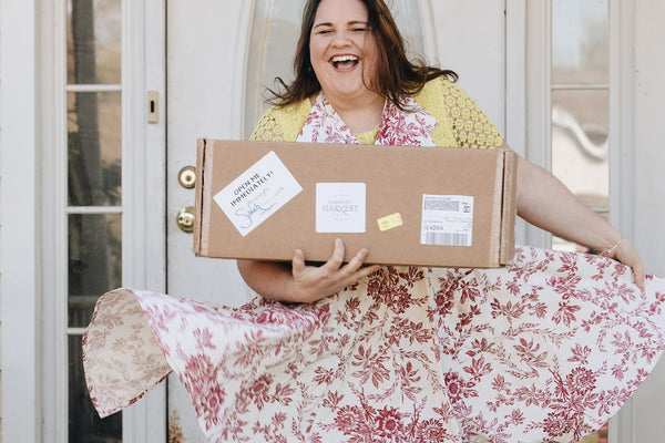 Intrigue Flower Surprise Box (FREE SHIPPING)