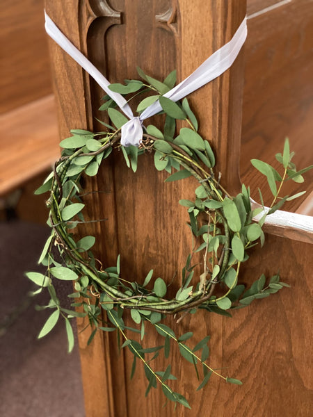 Pew Decor Wreath Tutorial